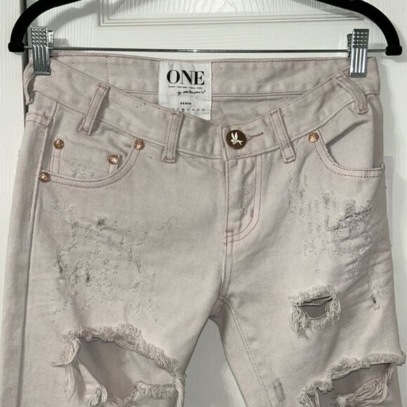 One Teaspoon Distressed Cream Denim Ankle Jeans Pants(Size 26) - Picture 6 of 9